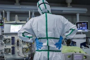 Часом лікарі не реанімують, багато вмирають: українка розповіла про роботу у лікарні в Італії під час коронавірусу