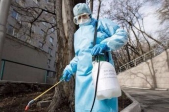 Коронавірус в Україні: через епідемію закривають ринки та зупиняють транспорт