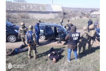 Волинських СБУшників затримали за фінансування тероризму: хто ці особи (фото)