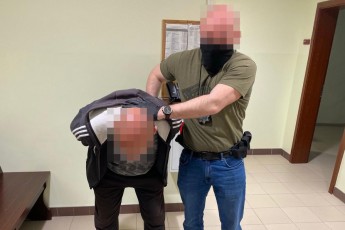 У Польщі українця побили ланцюгом за пакет з продуктами