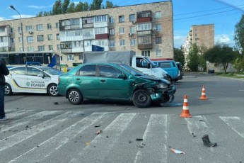 У Луцьку сталась ДТП – дві автівки розтрощені (фото)