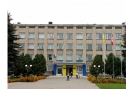 На Волині через спалах коронавірусу закривають на карантин районне адмінприміщення