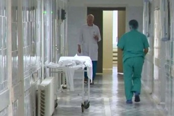 На Волині у лікарнях готують додаткові ліжка через зростання кількості інфікованих COVID-19