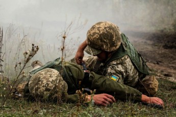 На Донбасі вбили українського військового медика під час евакуації загиблого бійця