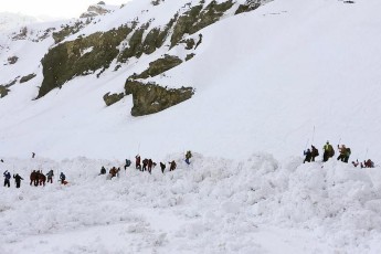 Не вижив ніхто: в Альпах сталася жахлива авіакатастрофа