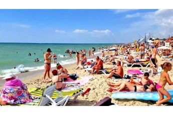 Як не заразитися коронавірусом на пляжі: у МОЗ назвали головні правила