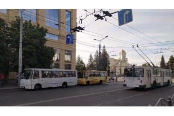 Транспортний колапс у Луцьку: повідомили, яка кількість маршруток не виїхала в рейси