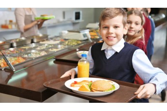 Нове меню та модернізація їдалень: Кабмін схвалив реформу харчування в школах