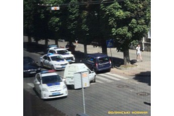 У Луцьку сталася аварія: рух вулицею ускладнений (фото)