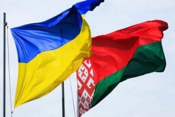 Україна зупиняє безвіз із Білоруссю