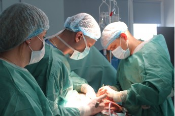 На Волині знову провели одразу дві родинні трансплантації нирки