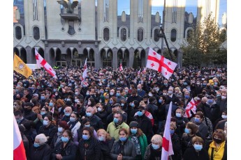 У Грузії після виборів зібрався новий майдан: що відбувається (фото/відео)