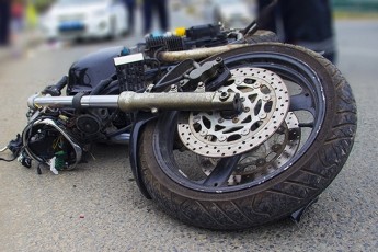 На Волині мотоцикл збив чоловіка, потерпілих госпіталізували