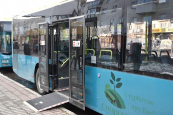 Вулицями Луцька від завтра курсуватимуть нові екологічні автобуси (фото)