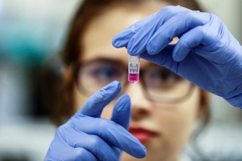 Що відомо про новий штам коронавірусу: відповіді експертів
