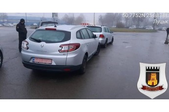 У Луцьку на авторинку почали штрафувати автовласників (фото)