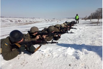 На Волині мешканців громади попереджають про військові стрільби