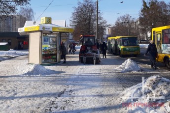 У Луцьку можуть заборонити зупинки приміському транспорту