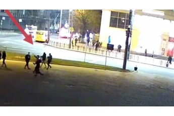 У центрі Луцька молодики вчинили стрілянину: їх розшукують (відео)