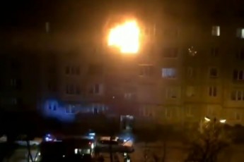 Повідомили деталі пожежі в багатоповерхівці у Луцьку (відео)