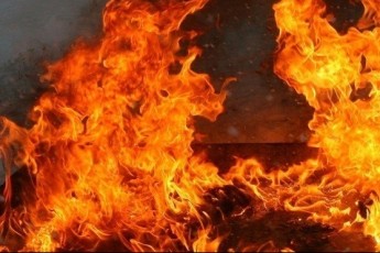 Три пожежі за вихідні: згоріло авто і господарські будівлі