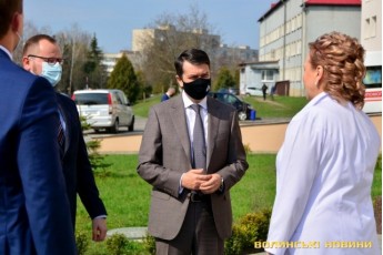 Голова ВРУ Разумков відвідав Волинський перинатальний центр