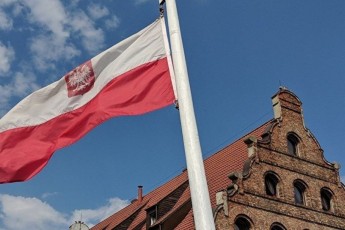 Польща обіцяє надати Україні понад мільйон доз вакцини AstraZeneca