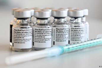 МОЗ рекомендує людям з хронічними хворобами вакцинуватися від COVID-19