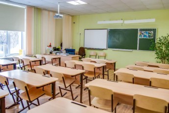 В Україні батькам дозволили заходити у школи