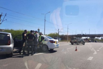 У Луцьку – аварія: зіткнулись два авто (фото)
