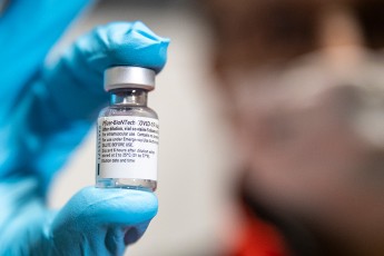 Волинь отримала другу партію вакцини Pfizer/BioNTech