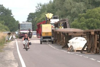 Замість обваленого мосту на трасі «Львів-Луцьк» почнуть будувати тимчасовий (відео)