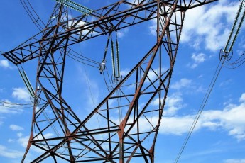 Уряд знижує тарифи на електроенергію для населення: як зміниться сума і для кого