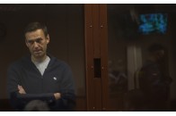 Тортури позбавленням сну і російським ТБ: Навальний дав перше інтерв'ю з колонії