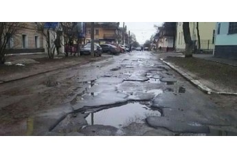 У Луцьку просять відремонтувати вулицю в районі Вересневого
