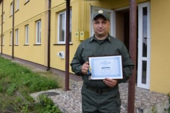 Волинському військовому подарували трикімнатну квартиру (відео)