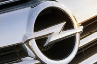 Opel вирішив змінити логотип 