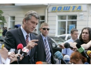 Перед відпусткою Ющенко відвідав прокуратуру 