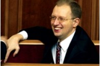 Яценюк вважає, що переговори щодо коаліції замерзають 