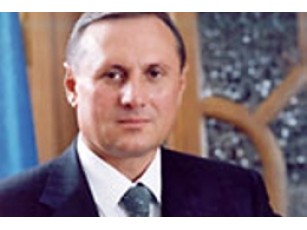Єфремов готовий працювати постійно 