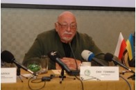 Єжи Гофман розібрався з українською історією
