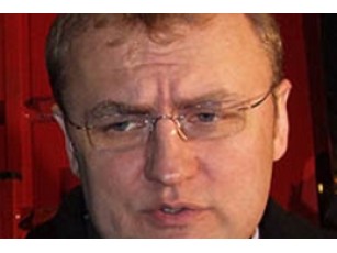 Портнов вимагає перевірити Садового