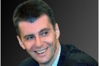 Російський олігарх оселився у гуртожитку