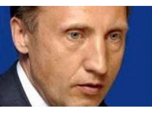 Під Оніщуком захиталося крісло