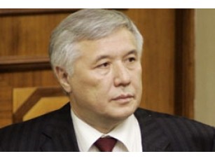 Єхануров працює у Секретаріаті Президента незаконно