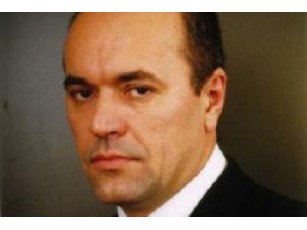 Ратушняк сидить під підпискою про невиїзд та ходить до прокуратури 