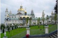 Тернопільська „Свобода” хоче відібрати Почаївську лавру у Московського патріархату 