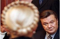 Зупинити тоталітаризм сьогоднішньої влади закликає лідер Партії регіонів