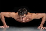 Якщо ви у шрамах, сивий, спітнілий, в окулярах та ретельно доглядаєте за кімнатними рослинами, то успіх у жінок вам забезпечений