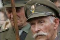 Ні російській мові, вигнати ЧФ Росії, й нарешті, звільнити Табачника, - вимоги пікетувальників